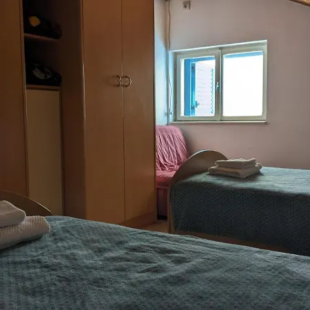 Sea House N1 * בודווה